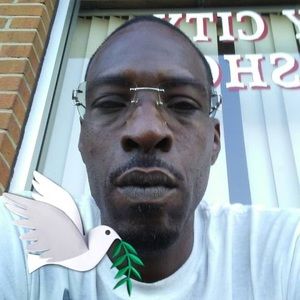 Meet your Posher, Thomas